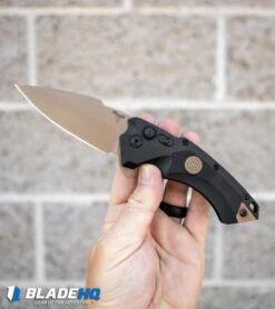 Hogue Sig Sauer X5 Spear Point Flipper Knife Black (3.5" FDE) 36570 -SOG Store Hogue Sig Sauer X5 Spear Point Flipper Knife Black FDE 36570 BHQ 82849 kp in hand web