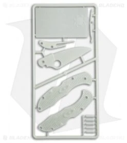 Spyderco Glow-in-the-Dark Plastic Knife Kit C11 Delica PLKIT1